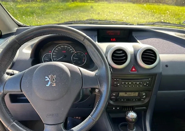 Peugeot 1007 cena 7600 przebieg: 213282, rok produkcji 2006 z Łódź małe 301